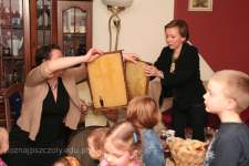 spotkanie z pszczelarzem, ul, mi�d, dzieci
