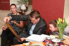 spotkanie z pszczelarzem, ul, mi�d, dzieci